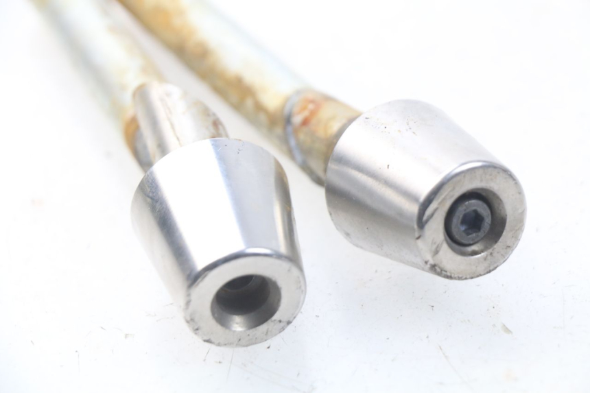 photo de ZAŚLEPKA KIEROWNICY PEUGEOT TWEET 125 (2010 - 2017) - Inny kąt widzenia