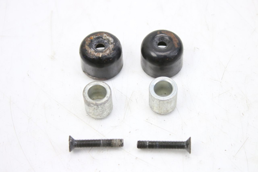 photo de ZAŚLEPKA KIEROWNICY SUZUKI UH BURGMAN 125 (2002 - 2006) - Widok główny