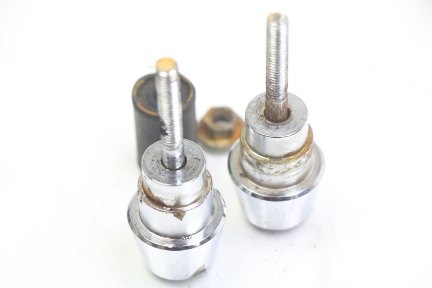 photo de ZAŚLEPKA KIEROWNICY PEUGEOT VIVACITY 125 (2010 - 2017) - Szczegół części