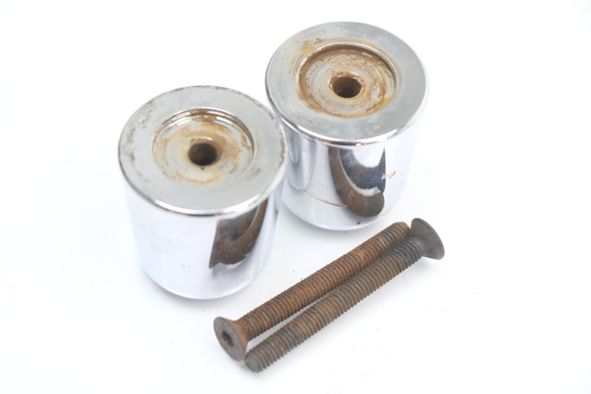 photo de ZAŚLEPKA KIEROWNICY PIAGGIO X10 125 (2012 - 2017) - Zoom stanu zużycia