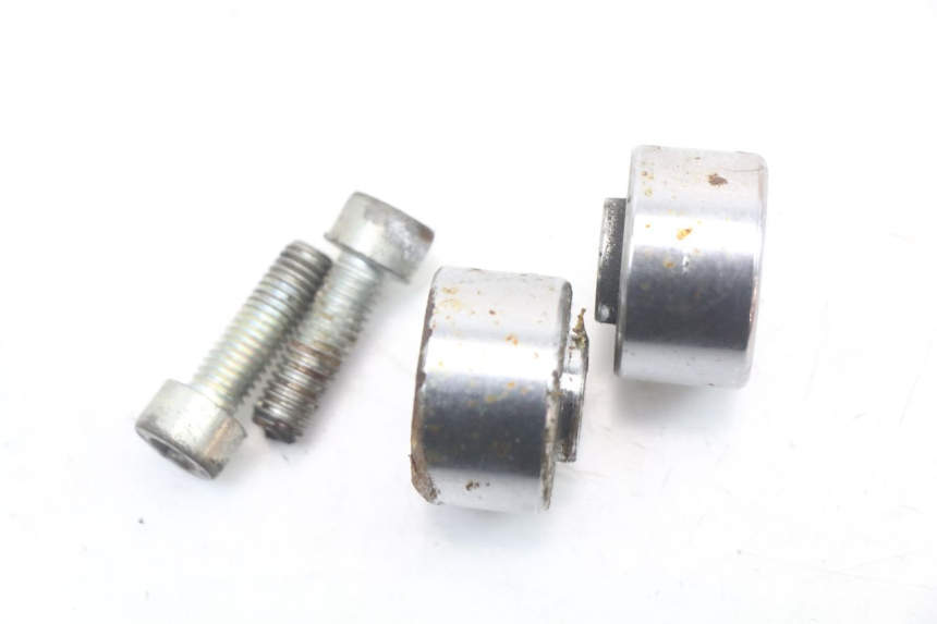 photo de ZAŚLEPKA KIEROWNICY HYOSUNG XRX 125 (2000 - 2008) - Zbliżenie techniczne