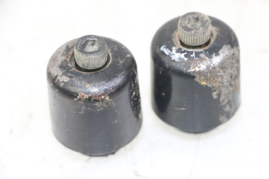 photo de ZAŚLEPKA KIEROWNICY YAMAHA FZS FAZER 600 (2001 - 2003) - Inny kąt widzenia