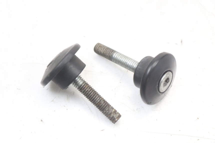 photo de ZAŚLEPKA KIEROWNICY YAMAHA XJ6 ABS 600 (2008 - 2016) - Inny kąt widzenia