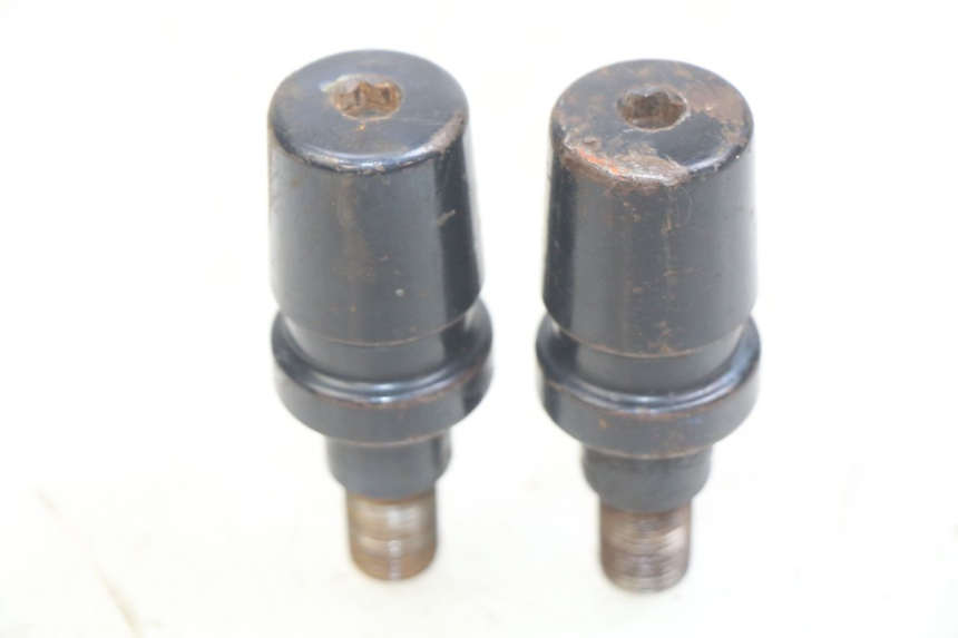 photo de ZAŚLEPKA KIEROWNICY YAMAHA YZF R THUNDERCAT 600 (1996 - 2003) - Zoom stanu zużycia