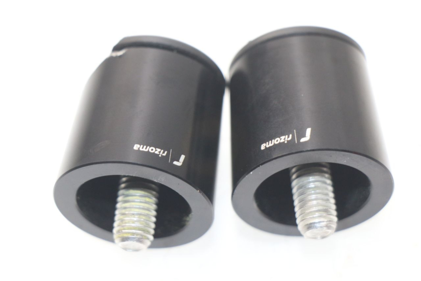 photo de ZAŚLEPKA KIEROWNICY KAWASAKI Z Z900 900 (2017 - 2019) - Zoom stanu zużycia