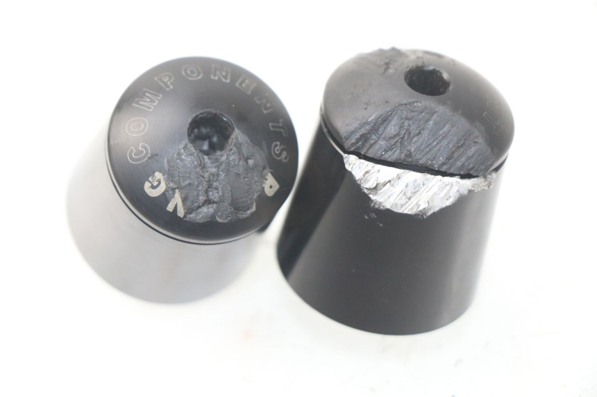 photo de ZAŚLEPKA KIEROWNICY KAWASAKI Z Z900 900 (2017 - 2019) - Inny kąt widzenia