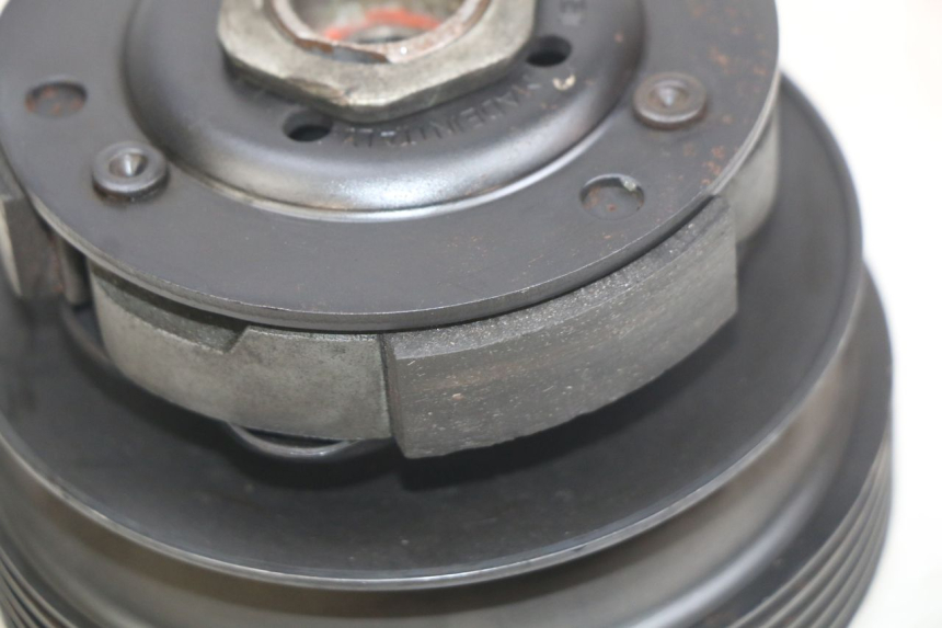 photo de SPRZĘGŁO KYMCO AGILITY NAKED RENOUVO 2T 50 (2011 - 2018) - Stan powierzchni