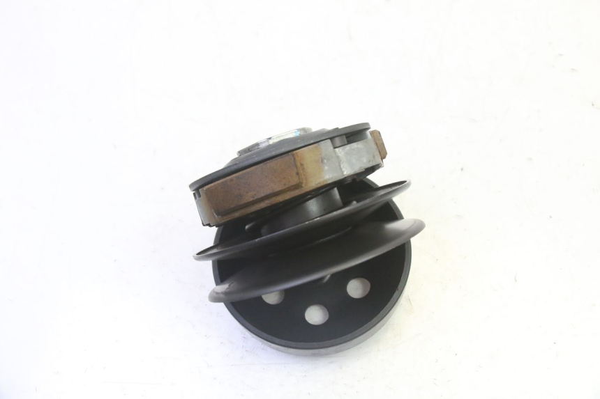 photo de SPRZĘGŁO KYMCO AGILITY NAKED RENOUVO 2T 50 (2011 - 2018) - Inny kąt widzenia