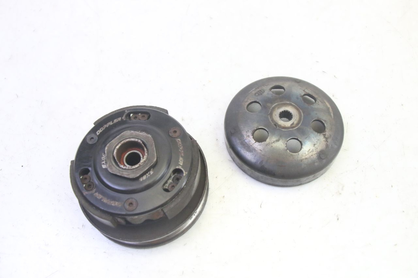 photo de SPRZĘGŁO MBK BOOSTER SPIRIT 50 (2004 - 2017) - Zbliżenie techniczne