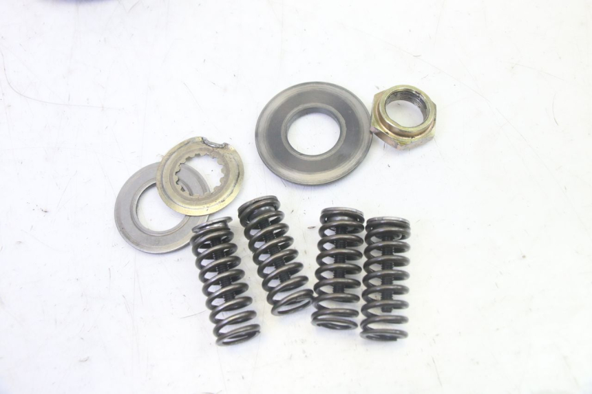 photo de SPRZĘGŁO MV AGUSTA BRUTALE R WALLY 910 (2008 - 2008) - Widok z bliska