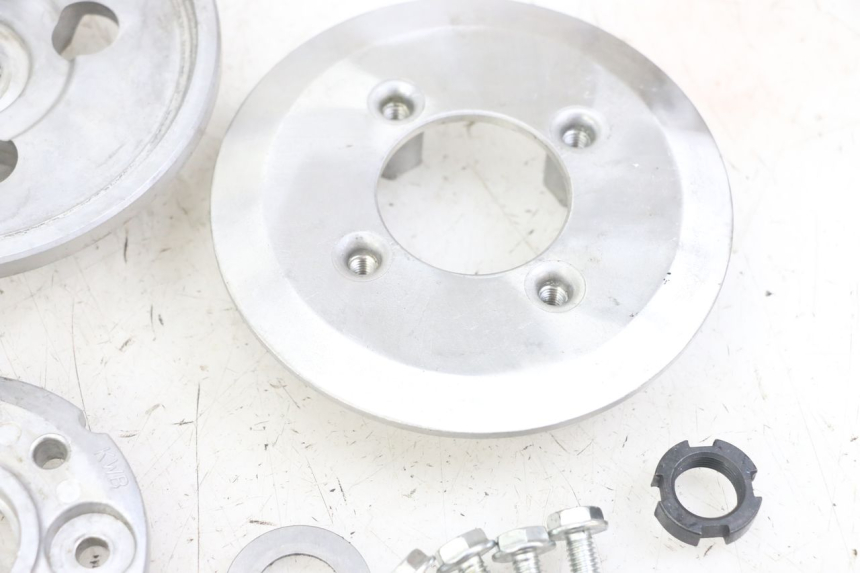 photo de SPRZĘGŁO HONDA CRF-F CRF F 110 (2019 - 2022) - Zbliżenie komponentów