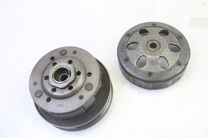 photo de SPRZĘGŁO SYM CROX 4T 50 (2016 - 2023) - Zbliżenie techniczne