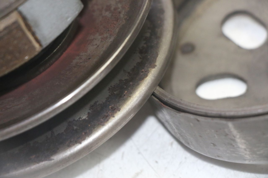 photo de SPRZĘGŁO SYM CROX 4T 50 (2016 - 2023) - Stan powierzchni