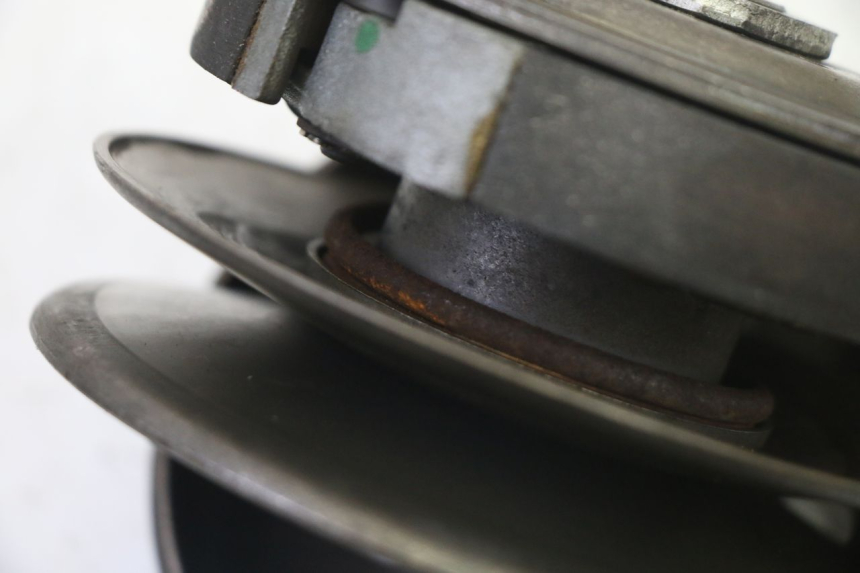 photo de SPRZĘGŁO PEUGEOT ELYSTAR 50 (2002 - 2014) - Zbliżenie techniczne