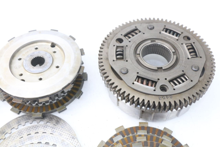 photo de SPRZĘGŁO YAMAHA FJR ABS 1300 (2006 - 2012) - Zbliżenie techniczne