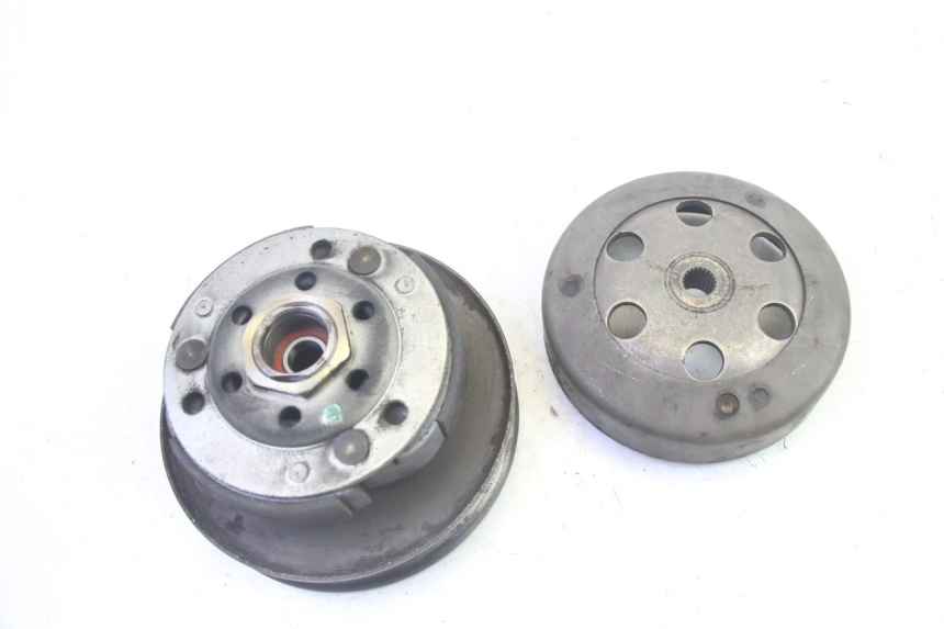 photo de SPRZĘGŁO PIAGGIO FLY 4T 50 (2013 - 2017) - Inny kąt widzenia