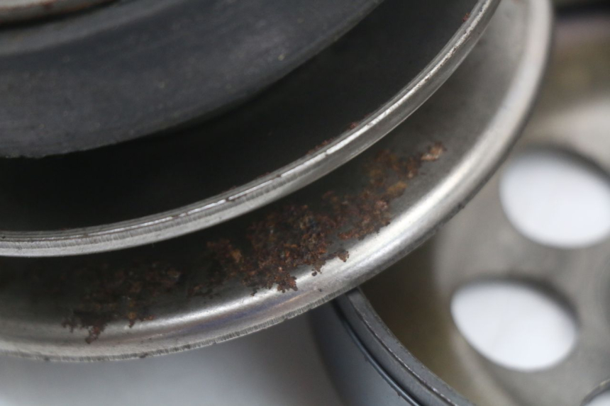 photo de SPRZĘGŁO TNT MOTOR GRIDO 2T 50 (2010 - 2019) - Zbliżenie techniczne