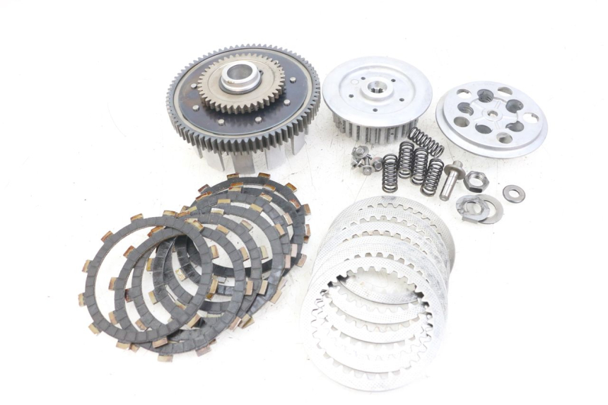 photo de SPRZĘGŁO SUZUKI GSX E 250 (1982 - 1983) - Zbliżenie komponentów