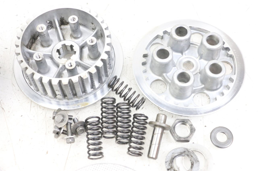 photo de SPRZĘGŁO SUZUKI GSX E 250 (1982 - 1983) - Zoom jakości