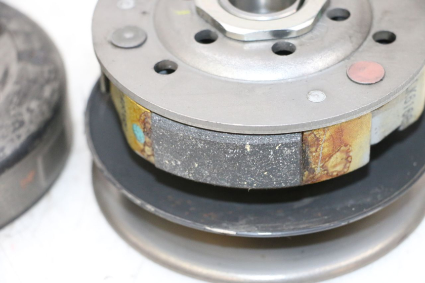 photo de SPRZĘGŁO PEUGEOT KISBEE 4T 50 (2018 - 2022) - Szczegół części