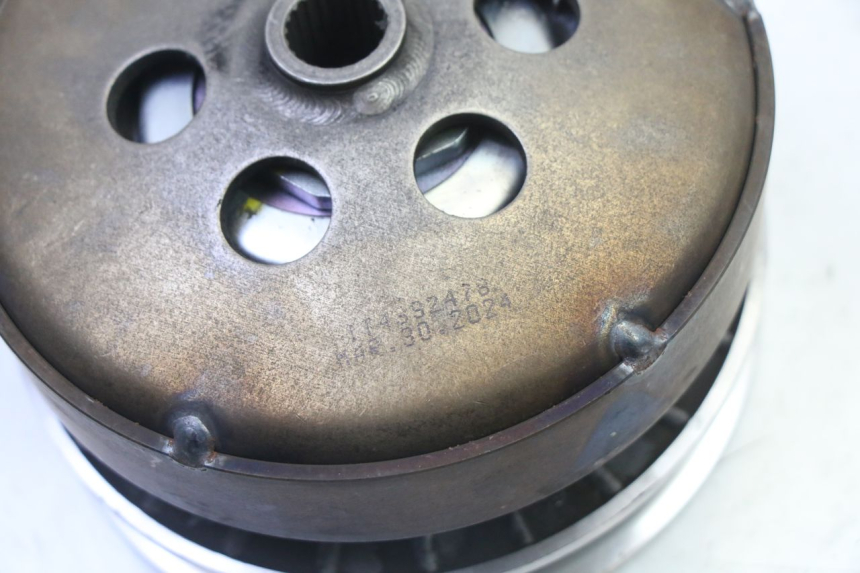 photo de SPRZĘGŁO PIAGGIO MP3 HPE 310 (2024 - 2025) - Inny kąt widzenia