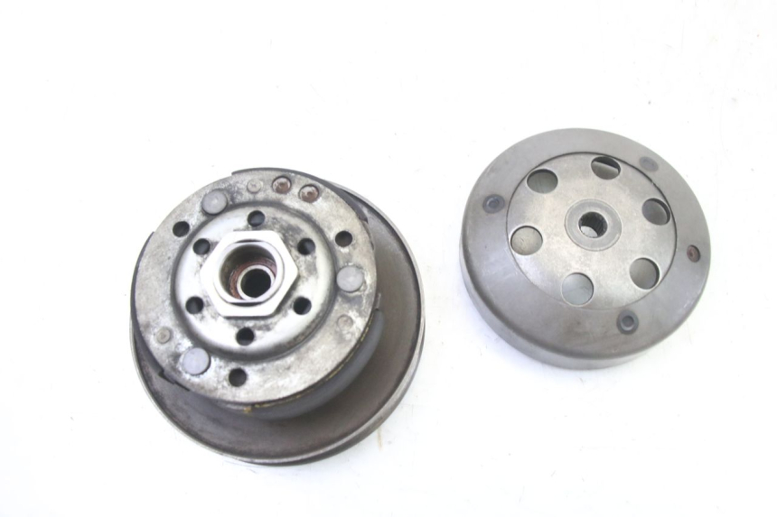 photo de SPRZĘGŁO PIAGGIO NRG POWER PUREJET 50 (2018 - 2021) - Zbliżenie techniczne