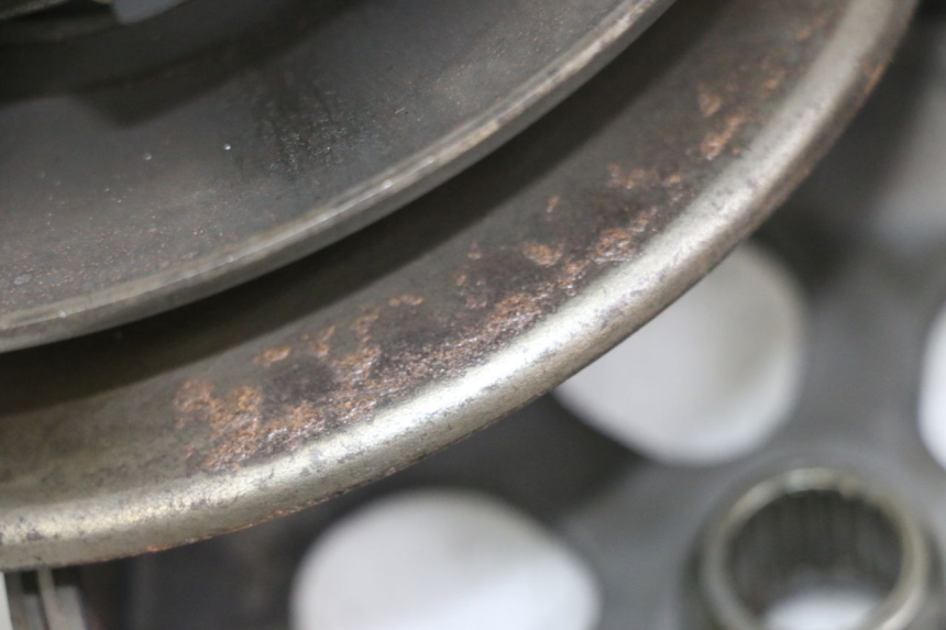 photo de SPRZĘGŁO PIAGGIO MP3 125 (2006 - 2014) - Stan powierzchni