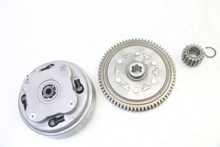 photo de SPRZĘGŁO APOLLO RFZ 125 - Widok z bliska