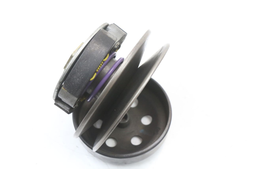 photo de SPRZĘGŁO APRILIA SR CARB LC 2T 50 (2004 - 2012) - Inny kąt widzenia