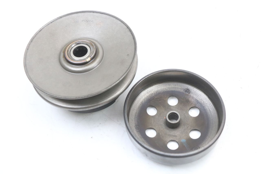 photo de SPRZĘGŁO APRILIA SR CARB LC 2T 50 (2004 - 2012) - Zbliżenie techniczne