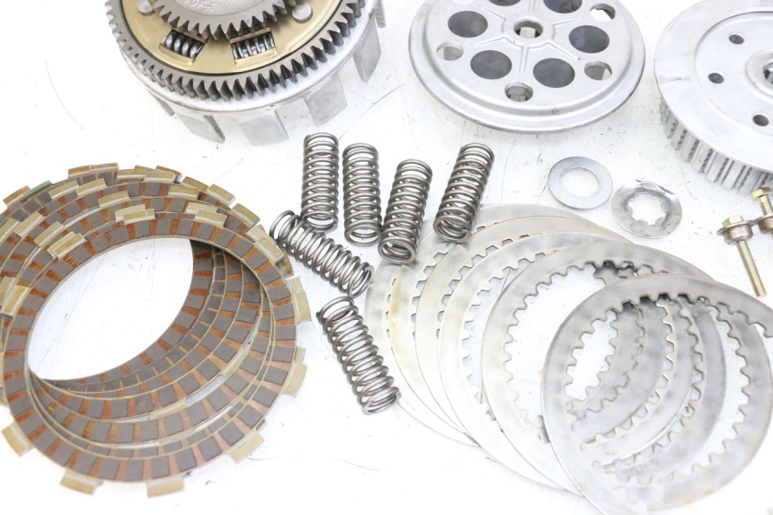 photo de SPRZĘGŁO SUZUKI SV S 650 (1999 - 2002) - Zbliżenie komponentów