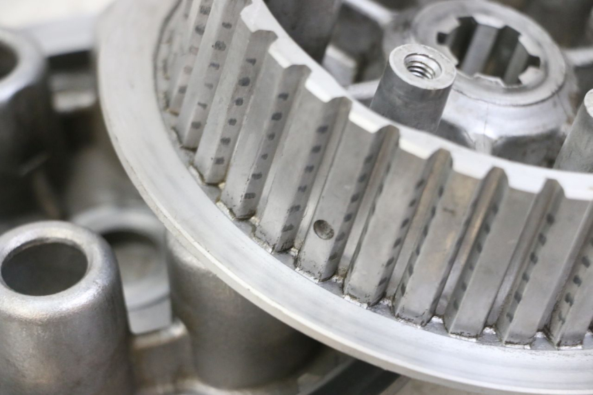 photo de SPRZĘGŁO SUZUKI SV S 650 (1999 - 2002) - Stan powierzchni