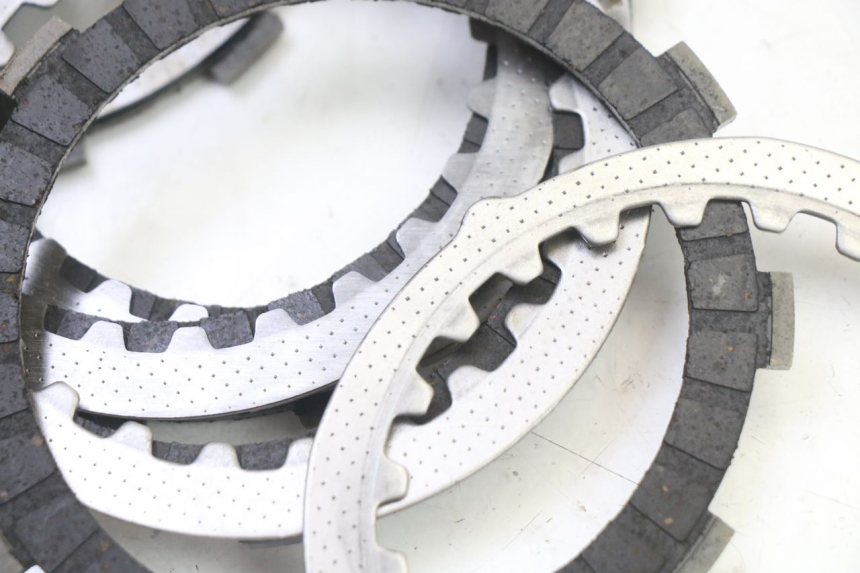 photo de SPRZĘGŁO YAMAHA TDR DELTABOX 125 (1997 - 2003) - Szczegóły charakterystyczne