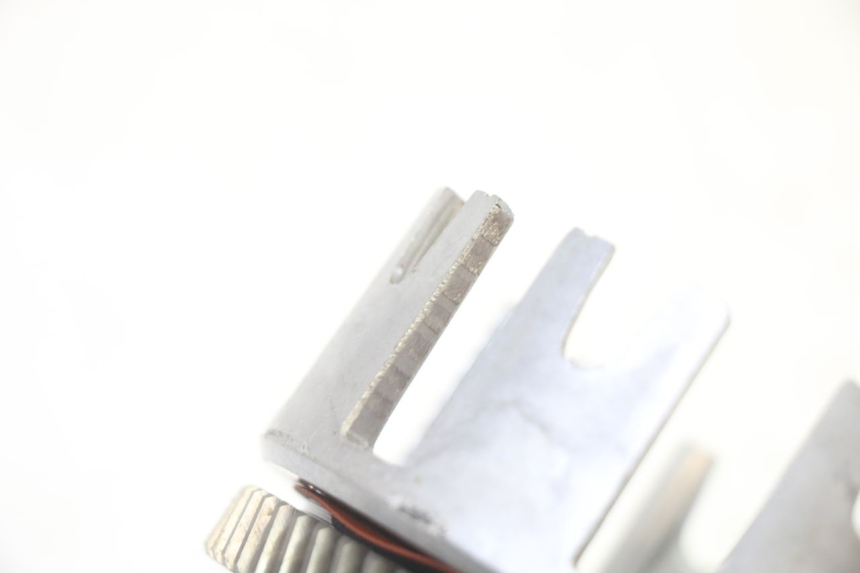 photo de SPRZĘGŁO YAMAHA TDR DELTABOX 125 (1997 - 2003) - Zbliżenie techniczne