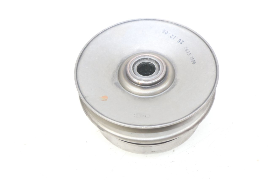 photo de SPRZĘGŁO PIAGGIO VESPA PRIMAVERA 2T 50 (2013 - 2018) - Zbliżenie techniczne