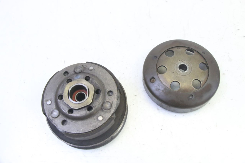 photo de SPRZĘGŁO PEUGEOT VIVACITY NEW 2T 50 (2008 - 2017) - Zbliżenie techniczne