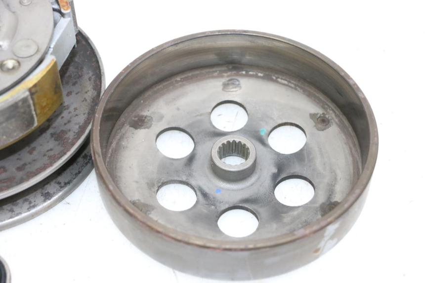 photo de SPRZĘGŁO YAMAHA X-MAX XMAX 125 (2010 - 2013) - Stan powierzchni