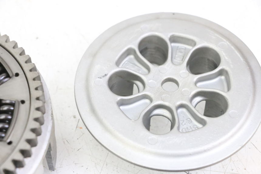 photo de SPRZĘGŁO YAMAHA YZ-F YZF 250 (2007 - 2013) - Zbliżenie komponentów