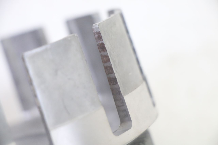 photo de SPRZĘGŁO YAMAHA YZF YZ-F 450 (2014 - 2016) - Inny kąt widzenia