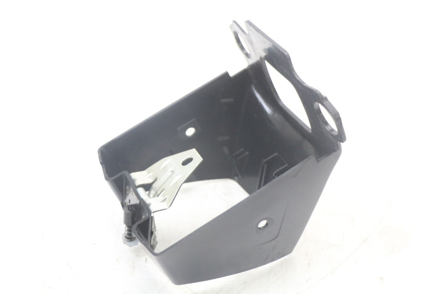 photo de OBUDOWA LICZNIKA PEUGEOT 103 VOGUE VS2 50 (2004 - 2017) - Szczegóły charakterystyczne