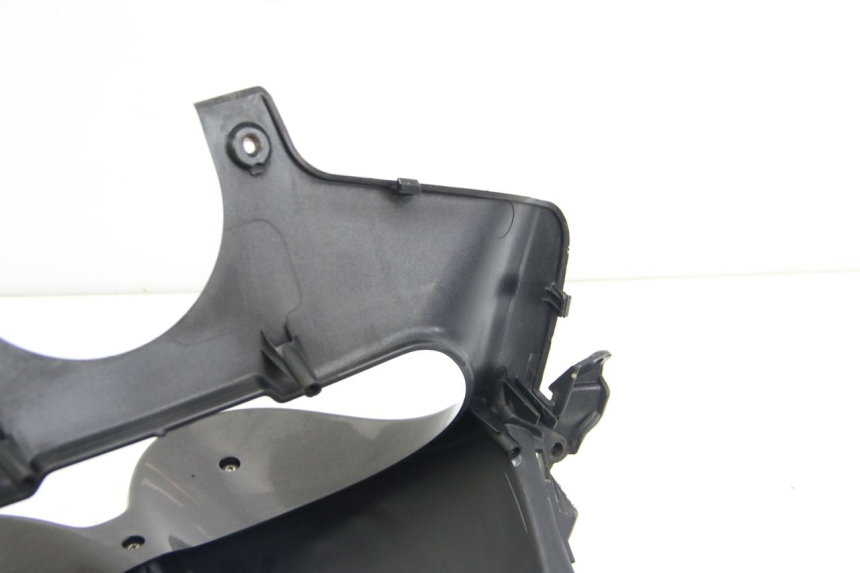 photo de OBUDOWA LICZNIKA APRILIA ATLANTIC 500 (2002 - 2003) - Alternatywny kąt