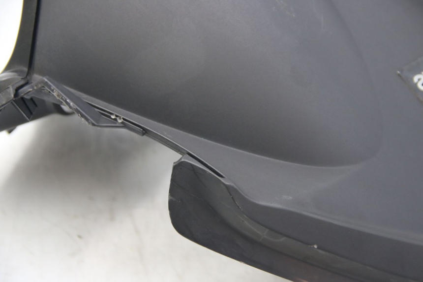 photo de OBUDOWA LICZNIKA APRILIA ATLANTIC 500 (2002 - 2003) - Zoom stanu zużycia