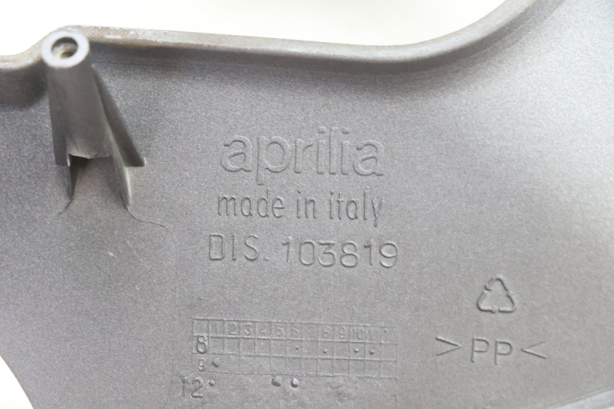 photo de OBUDOWA LICZNIKA APRILIA ATLANTIC S 125 (2010 - 2013) - Oznaczenia i referencje