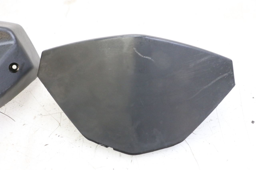 photo de OBUDOWA LICZNIKA YAMAHA BW'S BWS 125 (2010 - 2013) - Zoom stanu zużycia