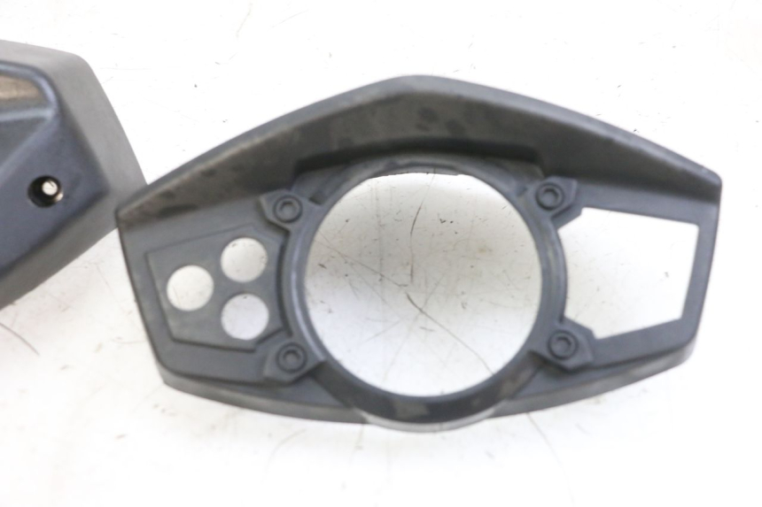 photo de OBUDOWA LICZNIKA YAMAHA BW'S BWS 125 (2010 - 2013) - Inny kąt widzenia