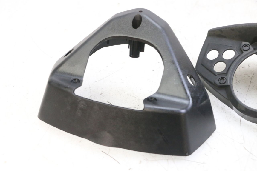 photo de OBUDOWA LICZNIKA YAMAHA BW'S BWS 125 (2010 - 2013) - Zbliżenie techniczne