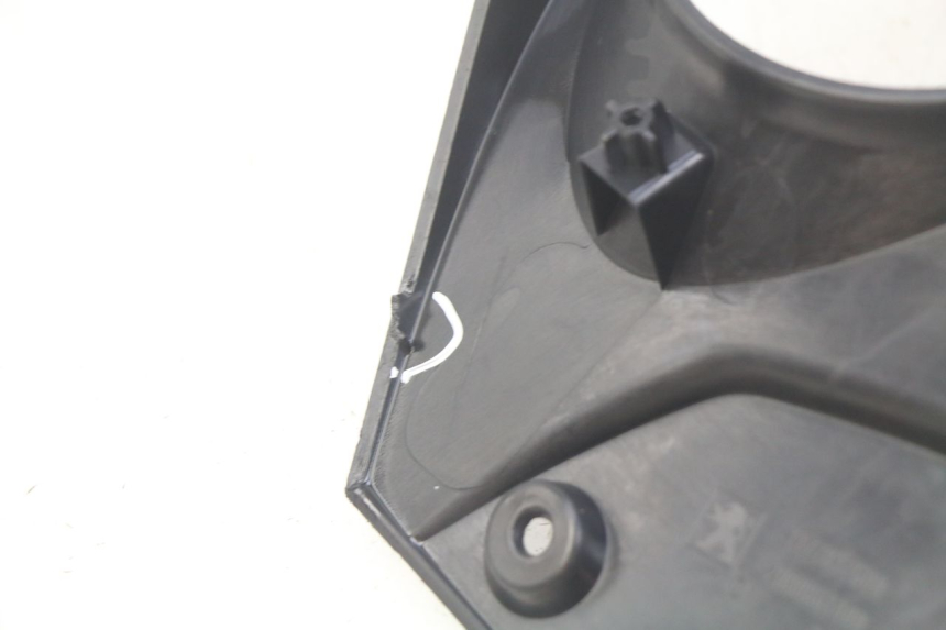 photo de OBUDOWA LICZNIKA PEUGEOT CITYSTAR 125 (2011 - 2017) - Inny kąt widzenia