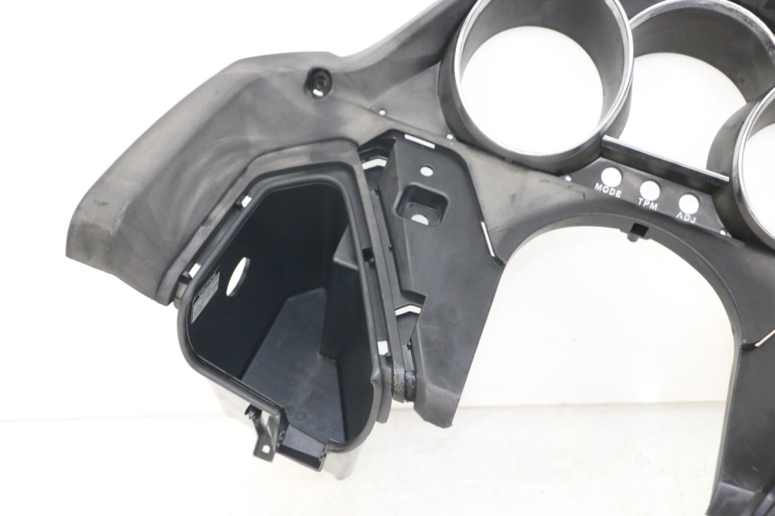 photo de OBUDOWA LICZNIKA KYMCO DINK STREET ABS 125 (2011 - 2018) - Stan powierzchni