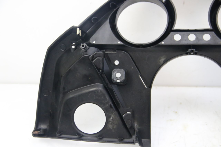 photo de OBUDOWA LICZNIKA KYMCO DINK STREET 125 (2009 - 2014) - Zbliżenie techniczne