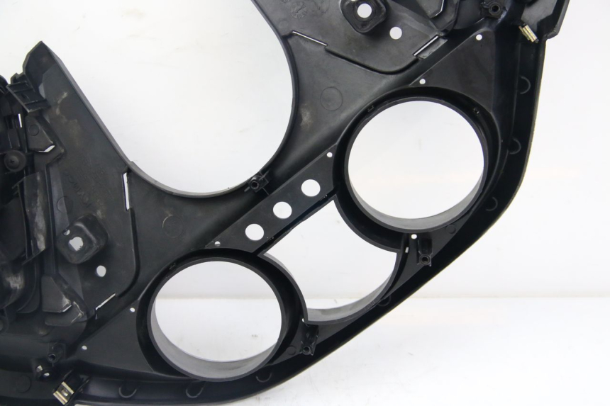 photo de OBUDOWA LICZNIKA KYMCO DINK STREET 125 (2009 - 2014) - Stan powierzchni